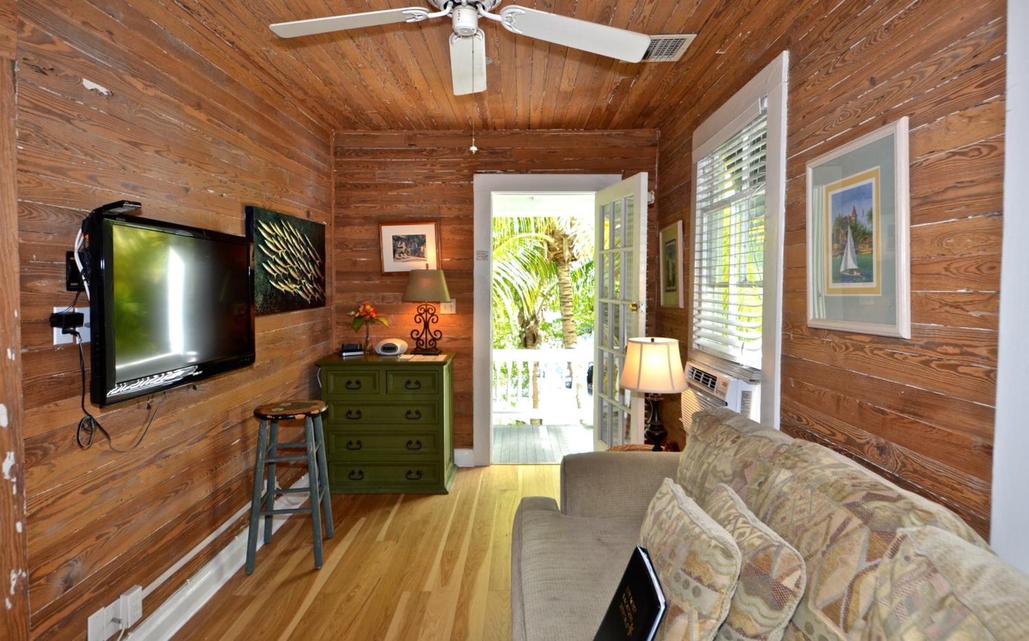 Tropical Village Key West Room photo